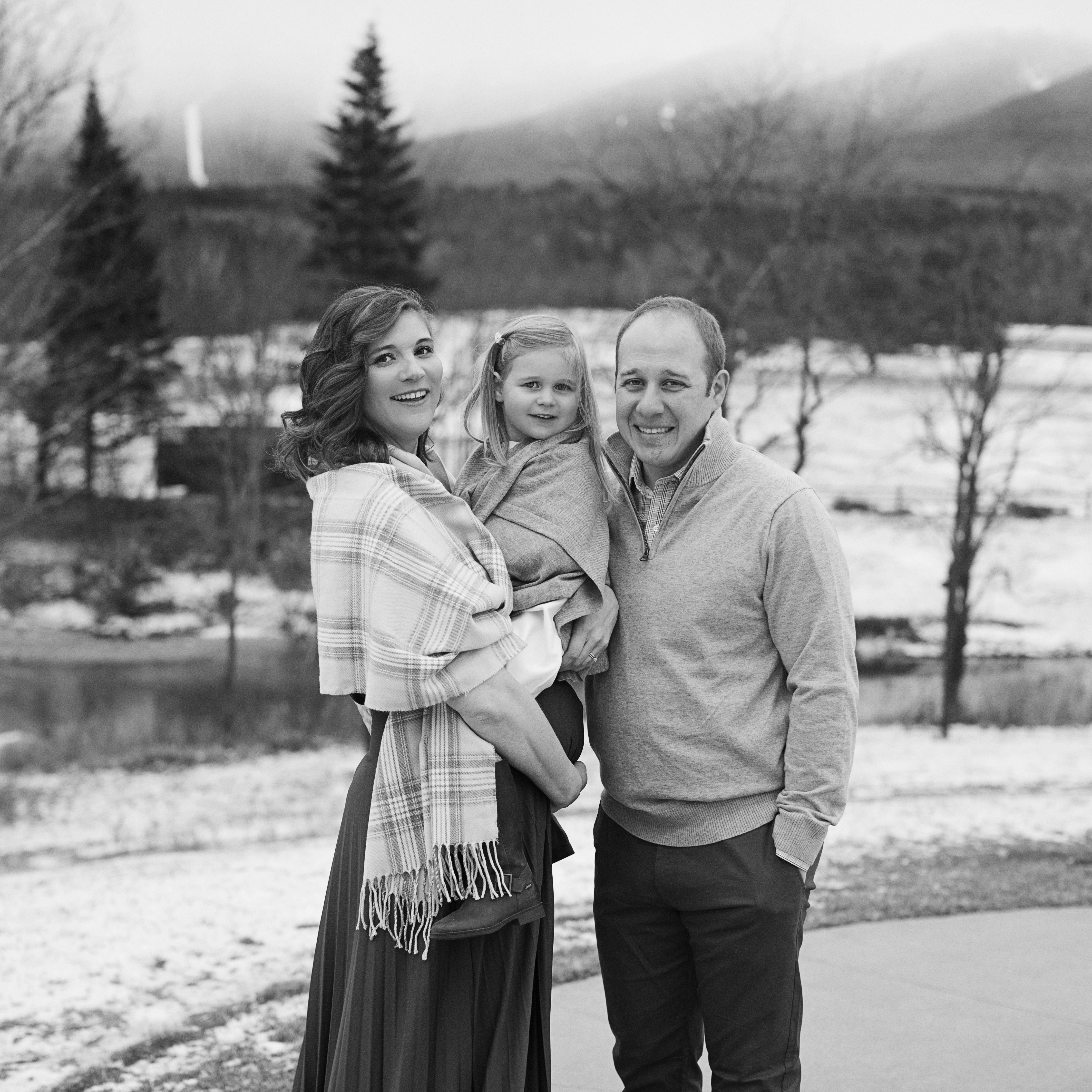 Family Photographers in Pittsburgh PA, Tiffany Farley