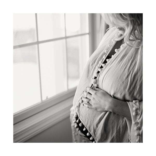Maine Maternity and Newborn Photographer Tiffany Farley, http://tiffanyfarley.com