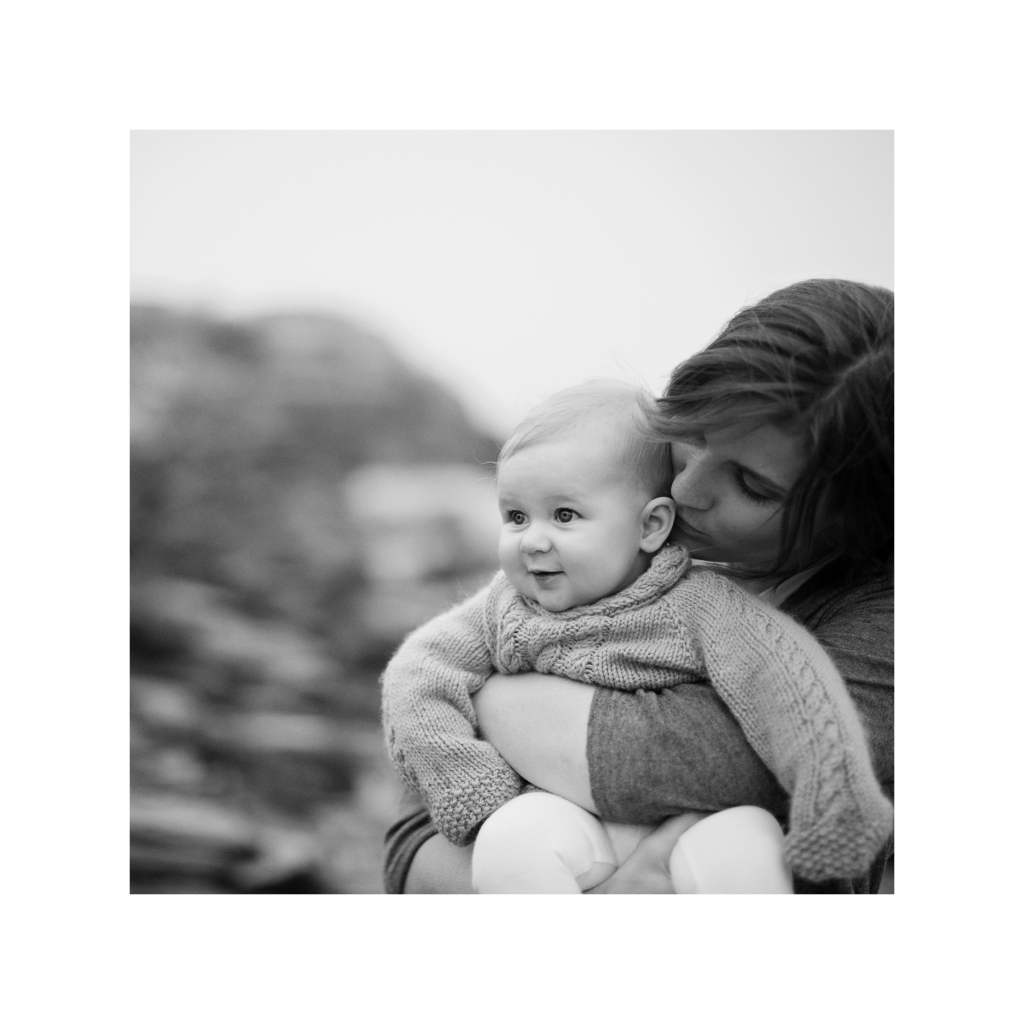 Portland-Maine-Maternity-Photographer-and-Portland-Maine-Newborn-Photographer-Tiffany-Farley