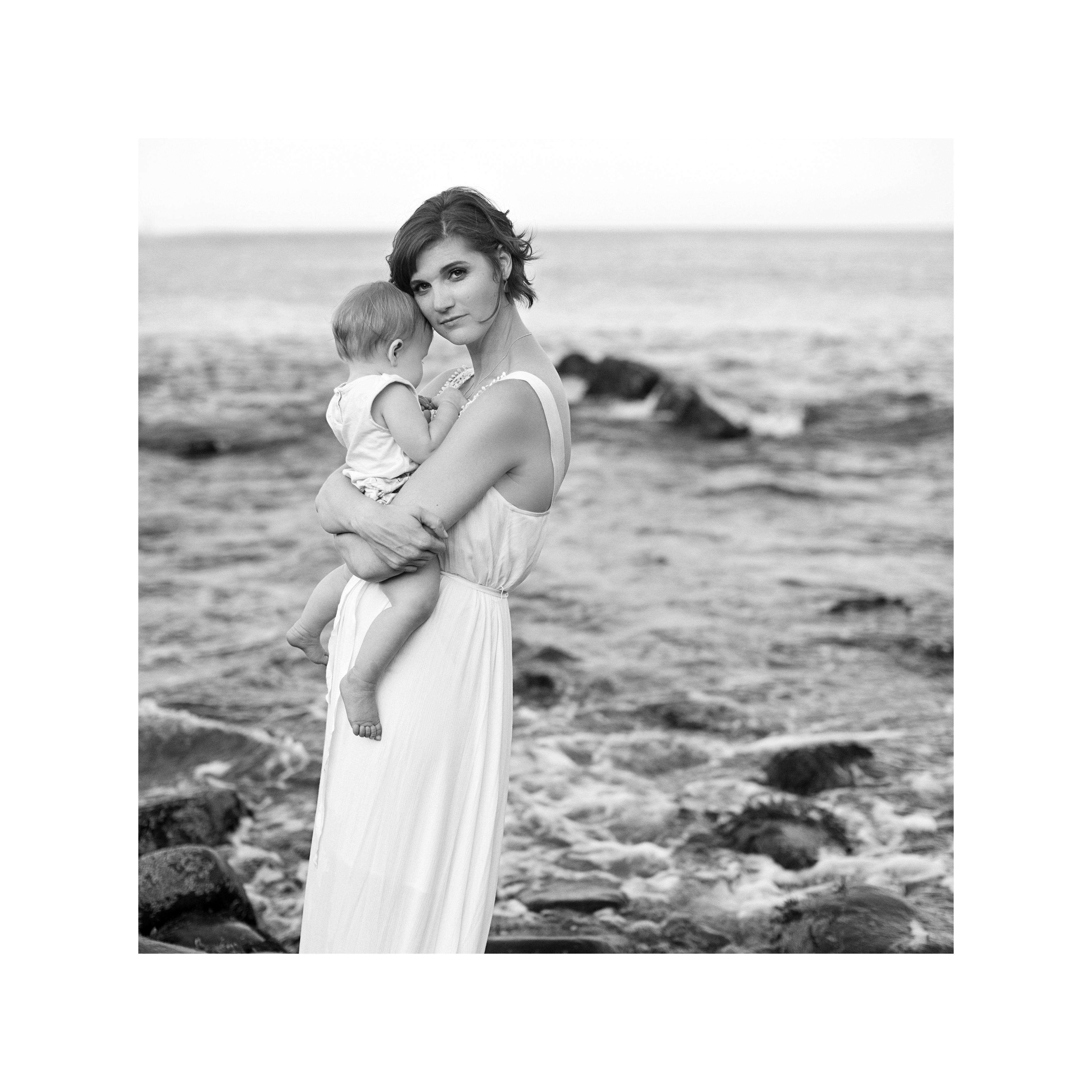 Cape Elizabeth Maine Maternity, Newborn, and Family Photographer Tiffany Farley, http://tiffanyfarley.com