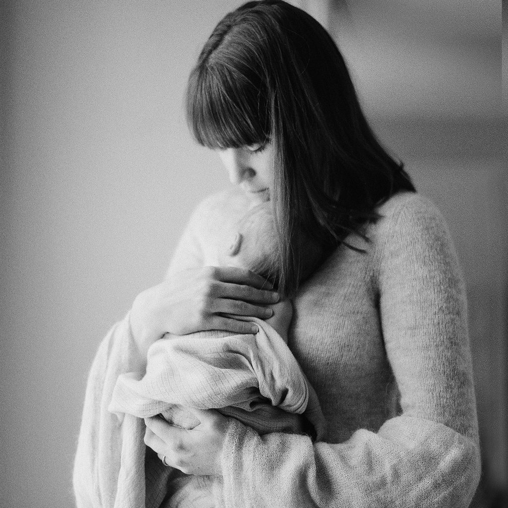Portland Maine In Home Newborn Photography Pittsburgh PA Maternity